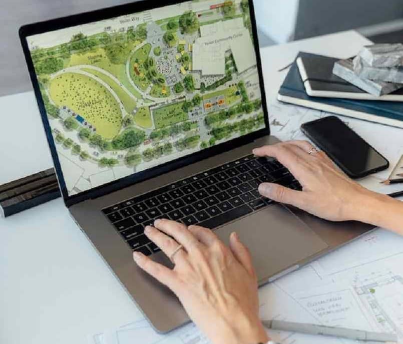 hombre usando portatil de calidad