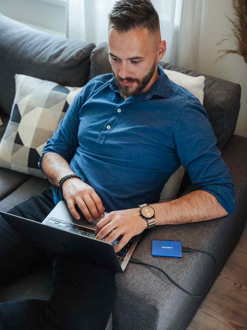 conectar disco duro externo